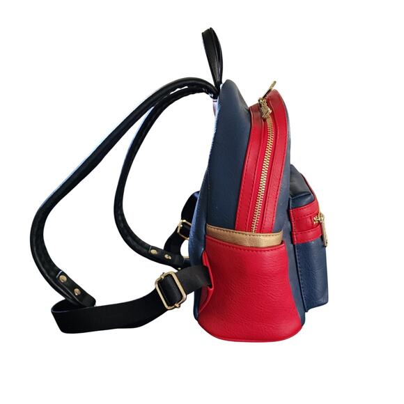 Loungefly Captain Marvel backpack excellent condition main image 4